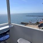 Apartamento con vista al mar Edificio Tocahagua 908